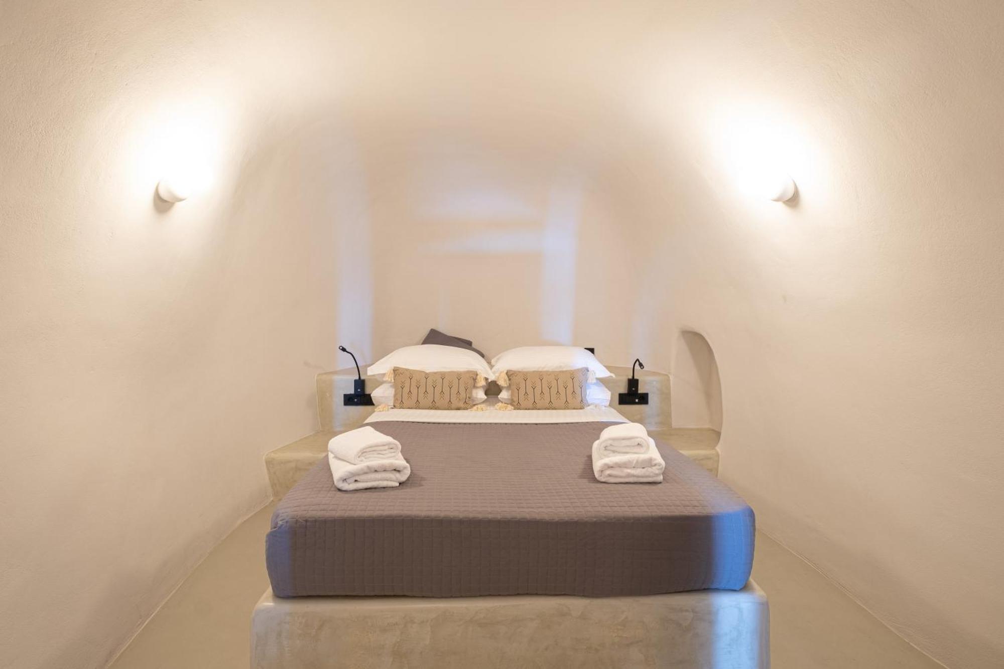 Santoroia Luxury Suites By Caldera Houses Экстерьер фото