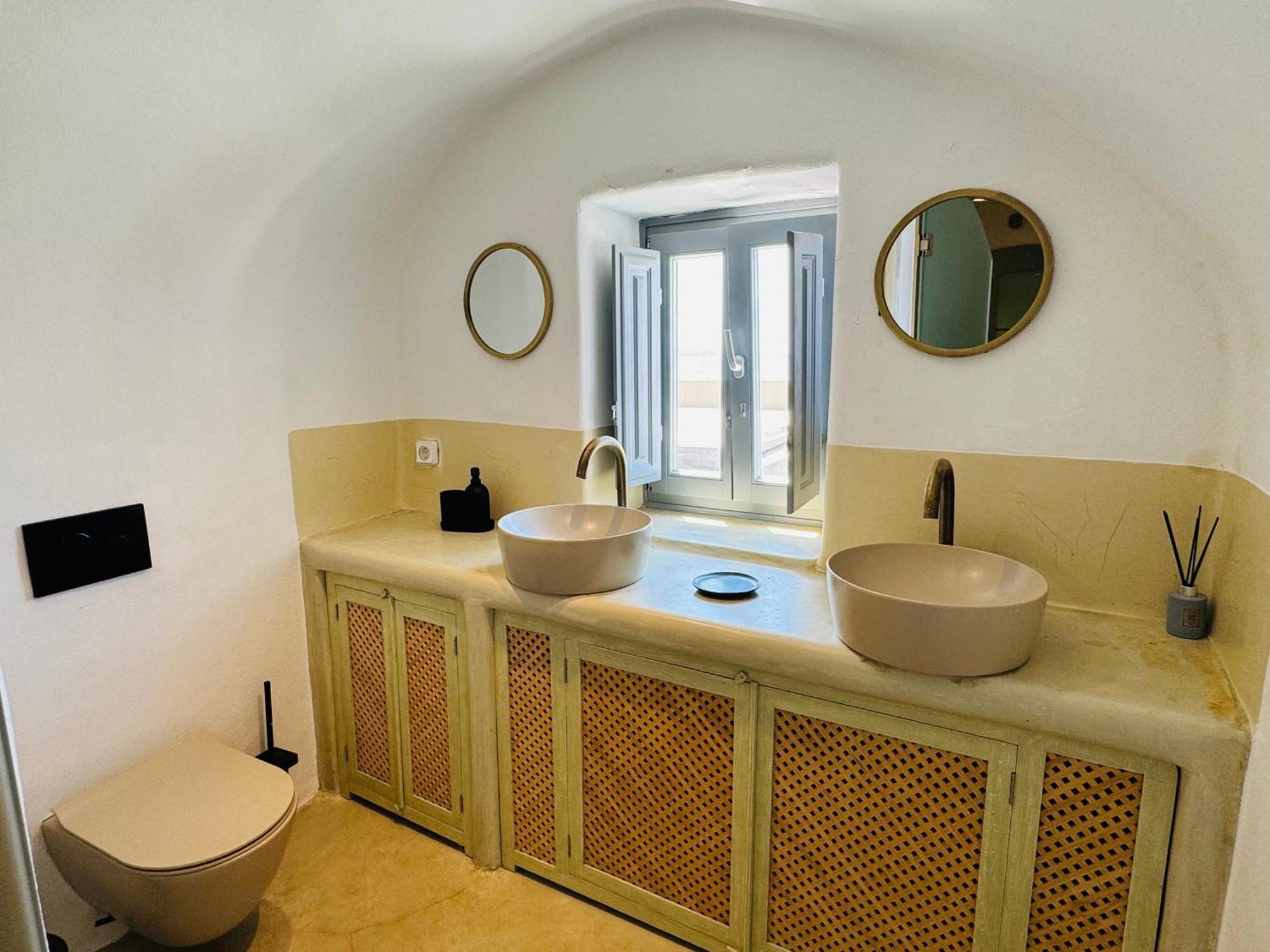 Santoroia Luxury Suites By Caldera Houses Экстерьер фото